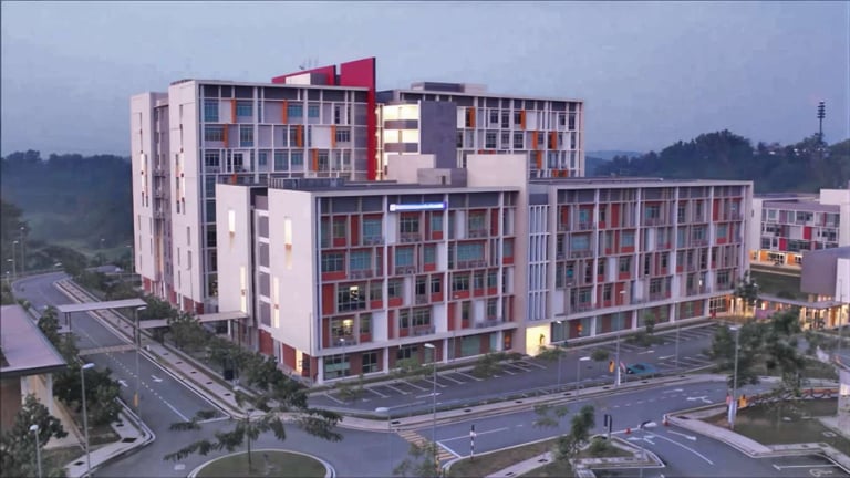 Universiti Teknologi Mara Seremban 3_01